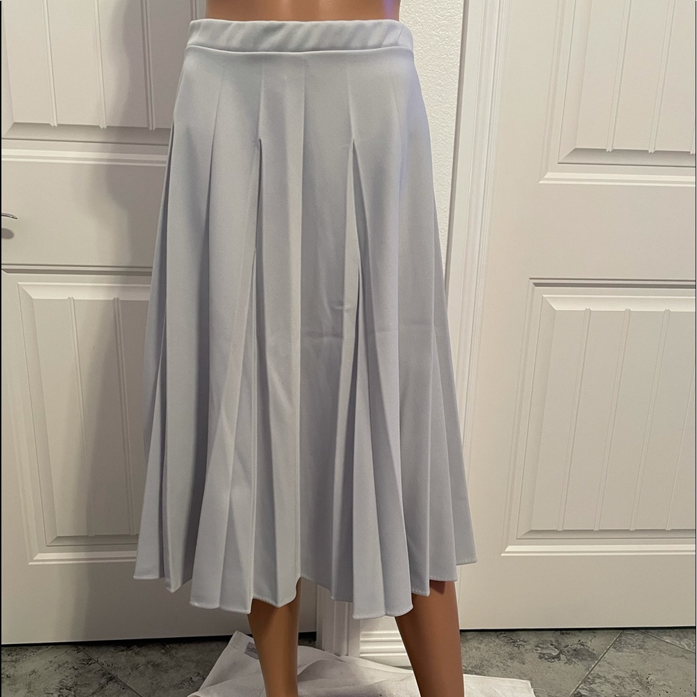 VINTAGE PLEATED SKIRT - 80’s - Picture 2 of 6